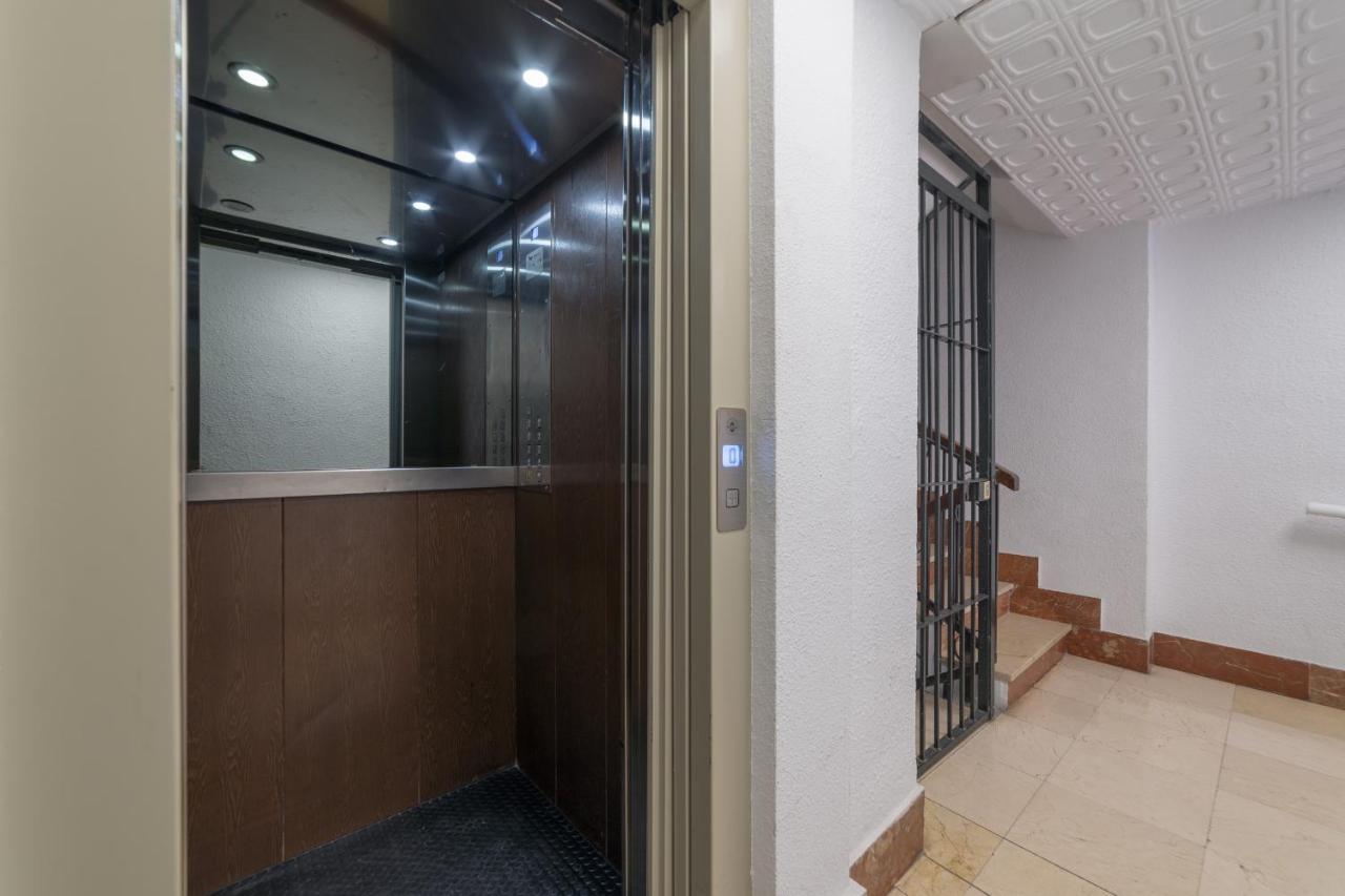 Suite Homes Penthouse Capuchinos マラガ エクステリア 写真